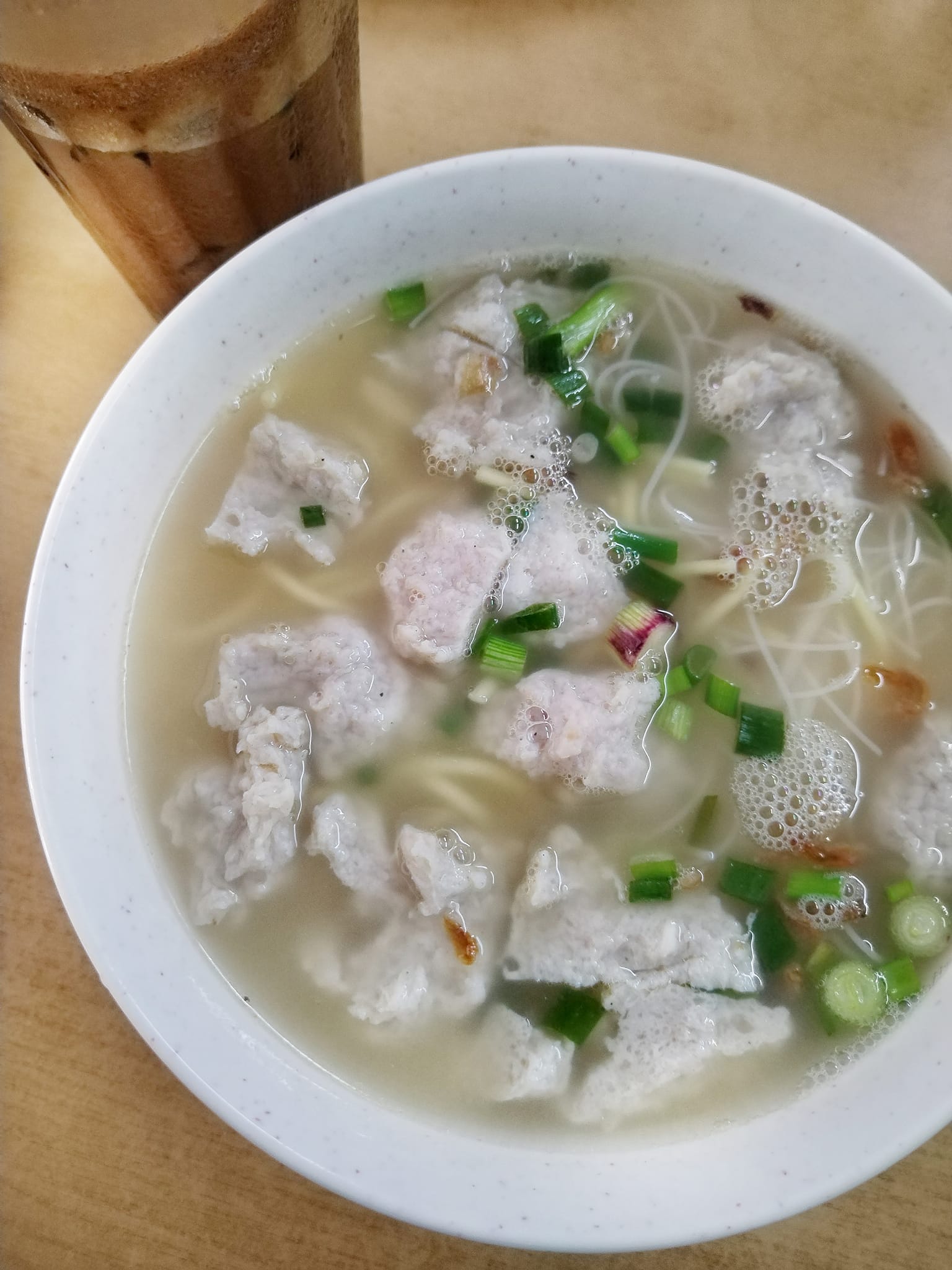 Fishball soup